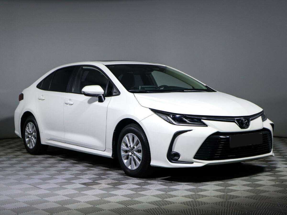 Toyota Corolla 2022 года с пробегом. Фото: #2