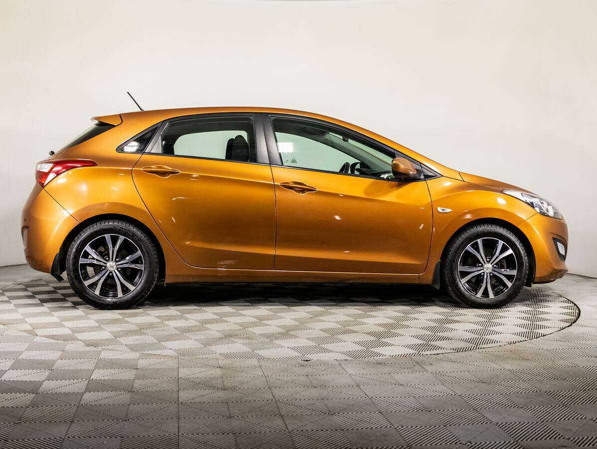 Hyundai i30 2016 года с пробегом. Фото: #3