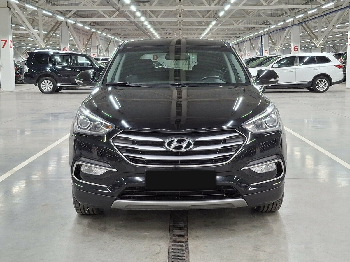 Hyundai Santa Fe 2018 года с пробегом. Фото: #1