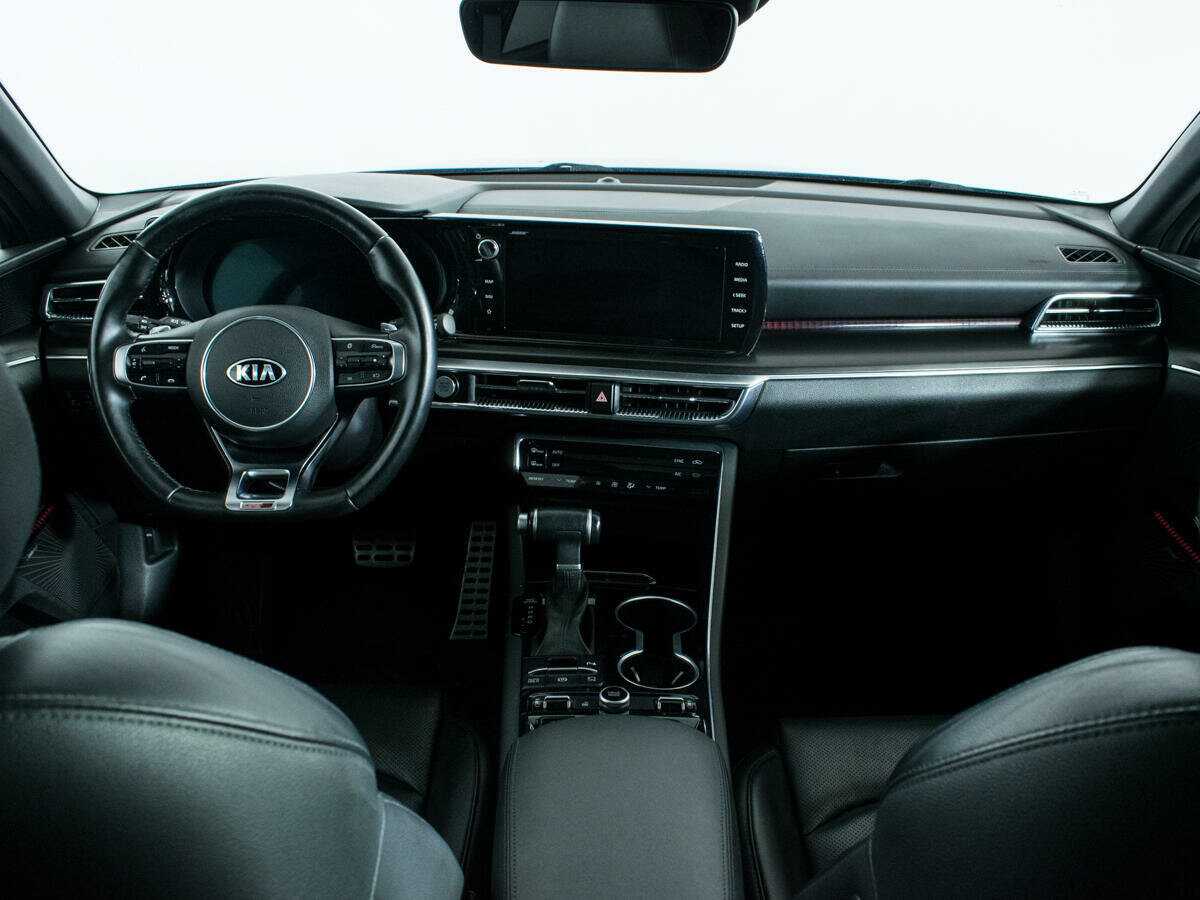 Kia K5 2021 года с пробегом. Фото: #11