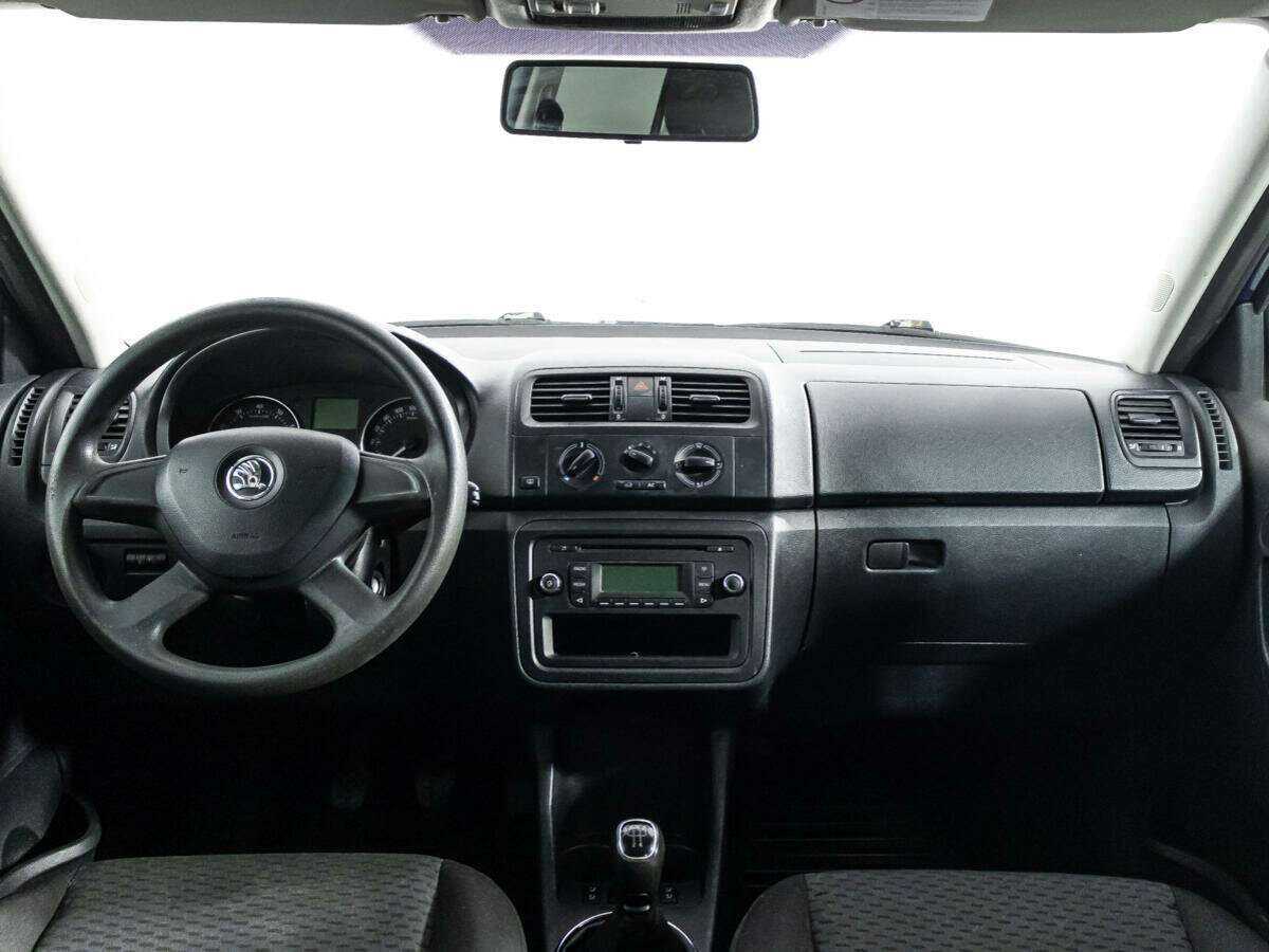 Skoda Fabia 2013 года с пробегом. Фото: #12