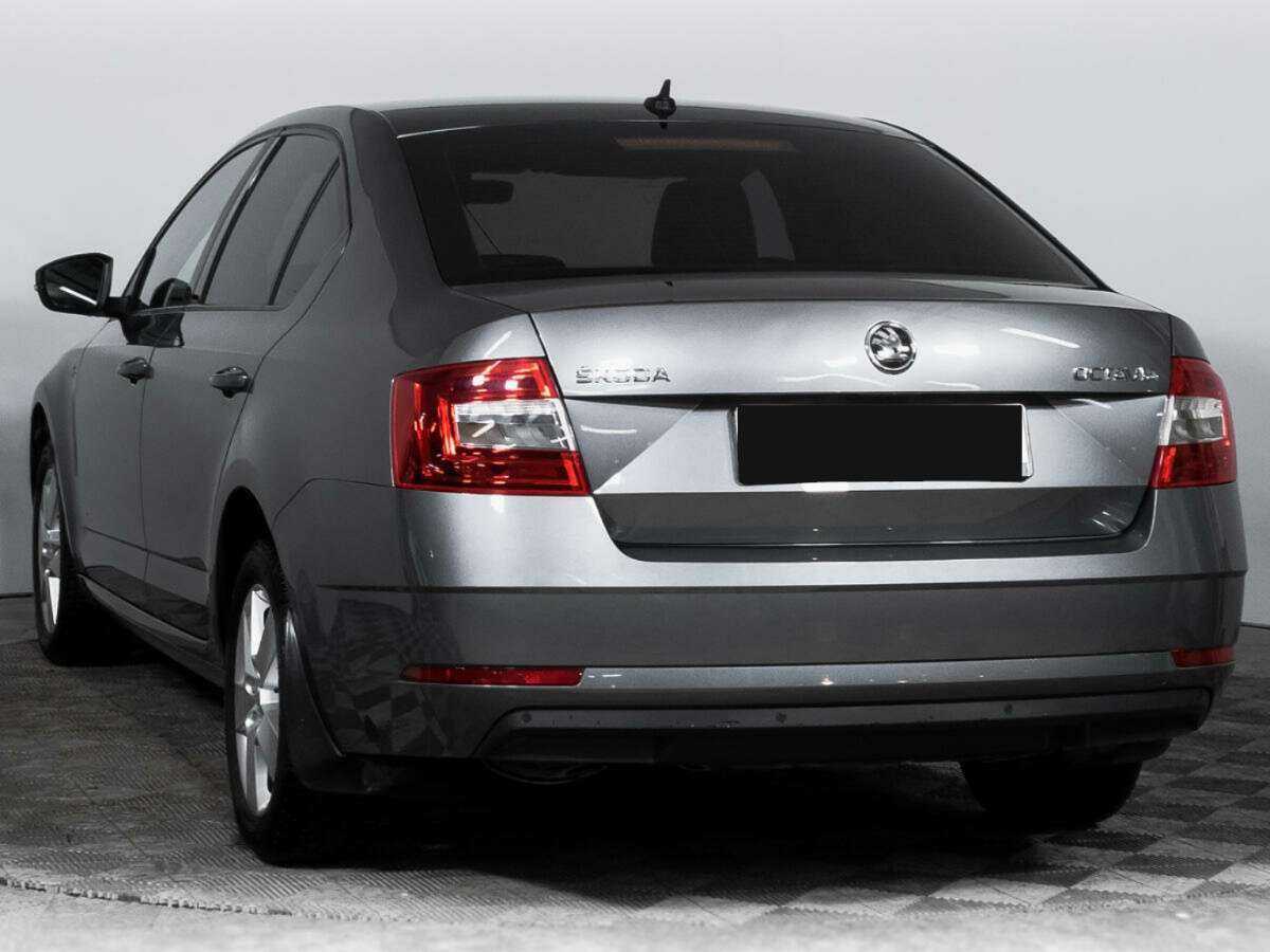 Skoda Octavia 2018 года с пробегом. Фото: #6