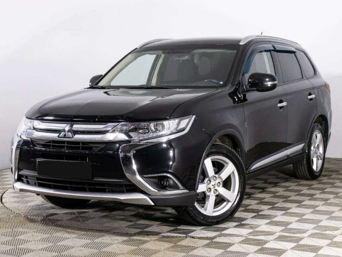 Mitsubishi Outlander 2016 года с пробегом. Посмотреть фото