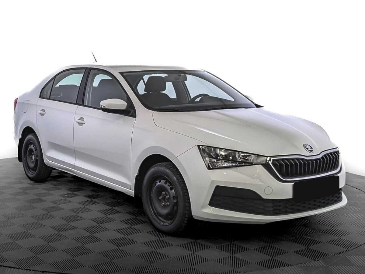 Skoda Rapid 2021 года с пробегом. Фото: #2