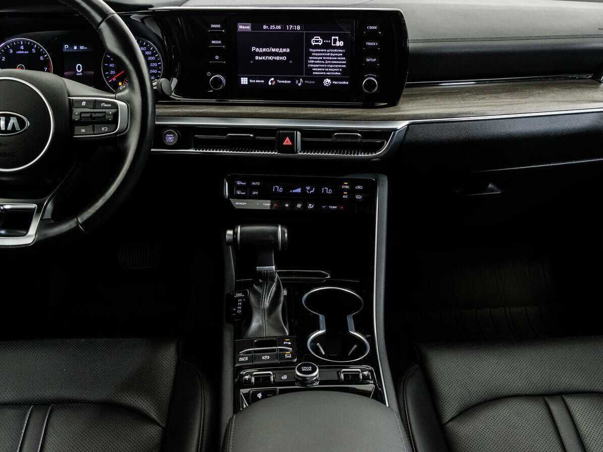 Kia K5 2020 года с пробегом. Фото: #12