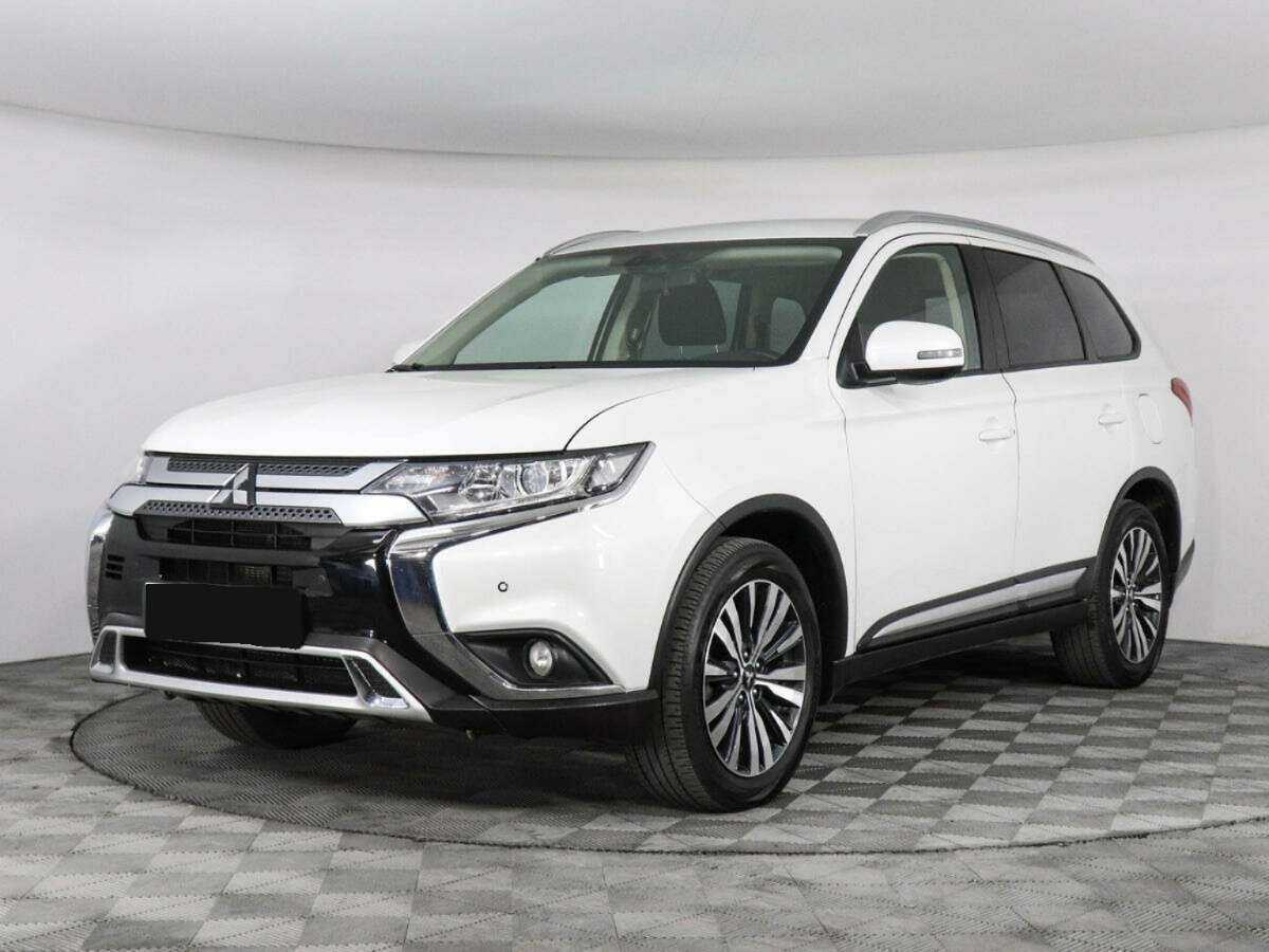 Mitsubishi Outlander 2019 года с пробегом. Посмотреть фото