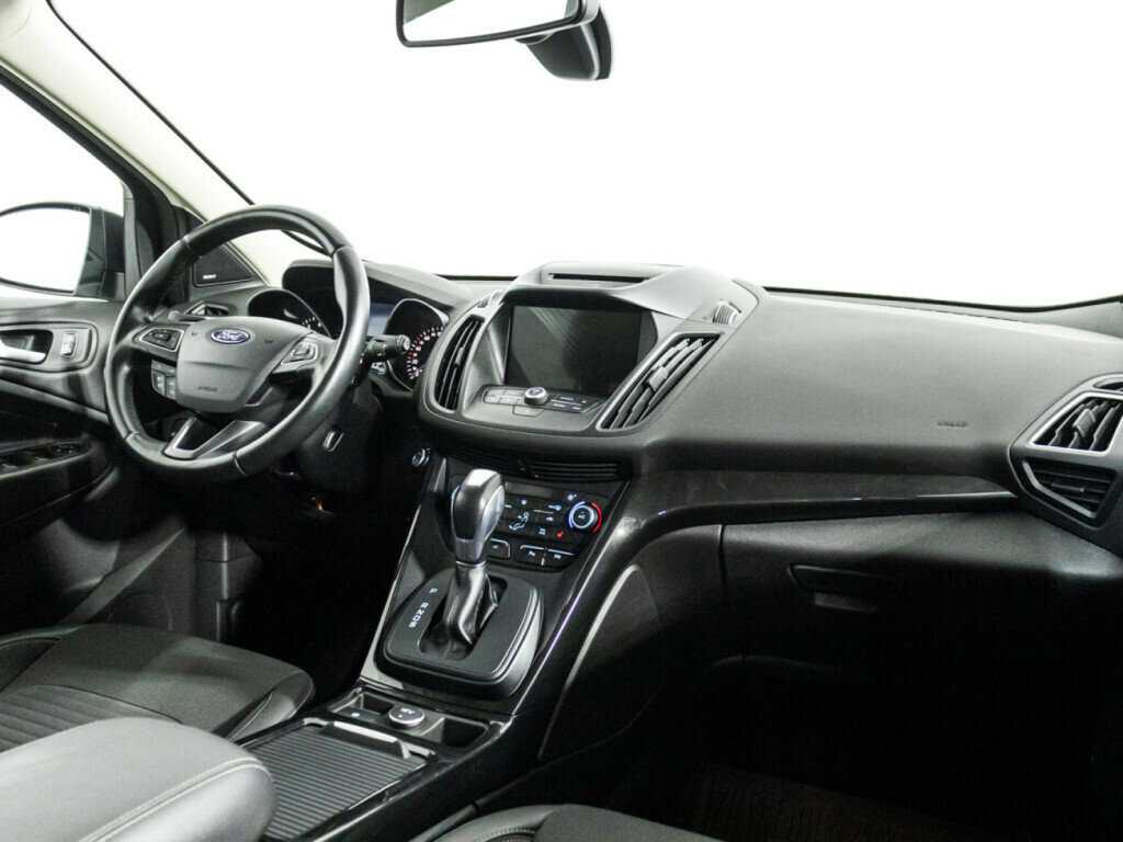 Ford Kuga 2017 года с пробегом. Фото: #8