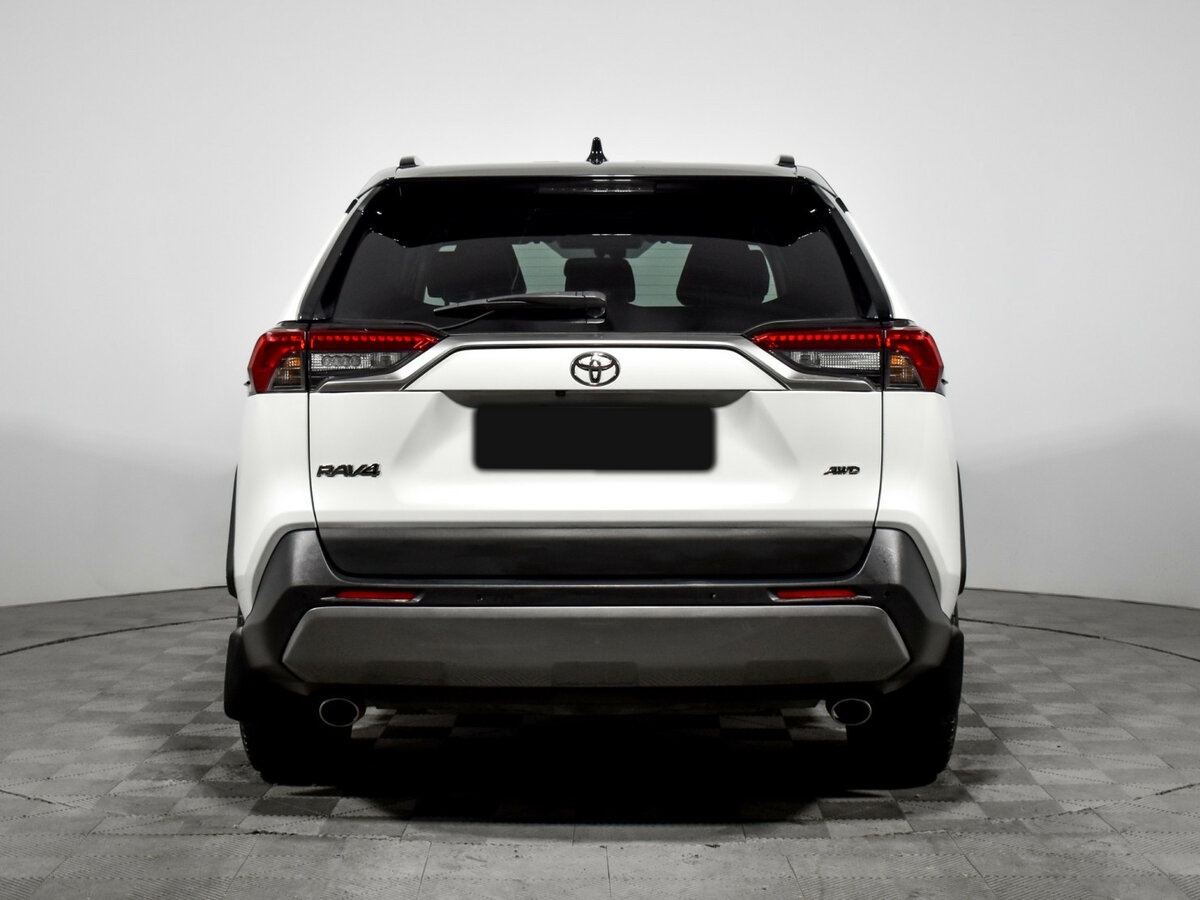 Toyota RAV4 2019 года с пробегом. Фото: #4