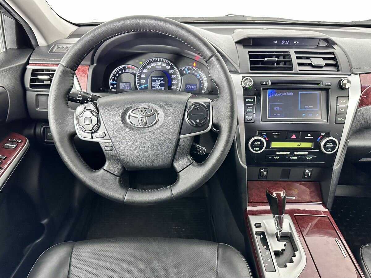 Toyota Camry 2014 года с пробегом. Фото: #9