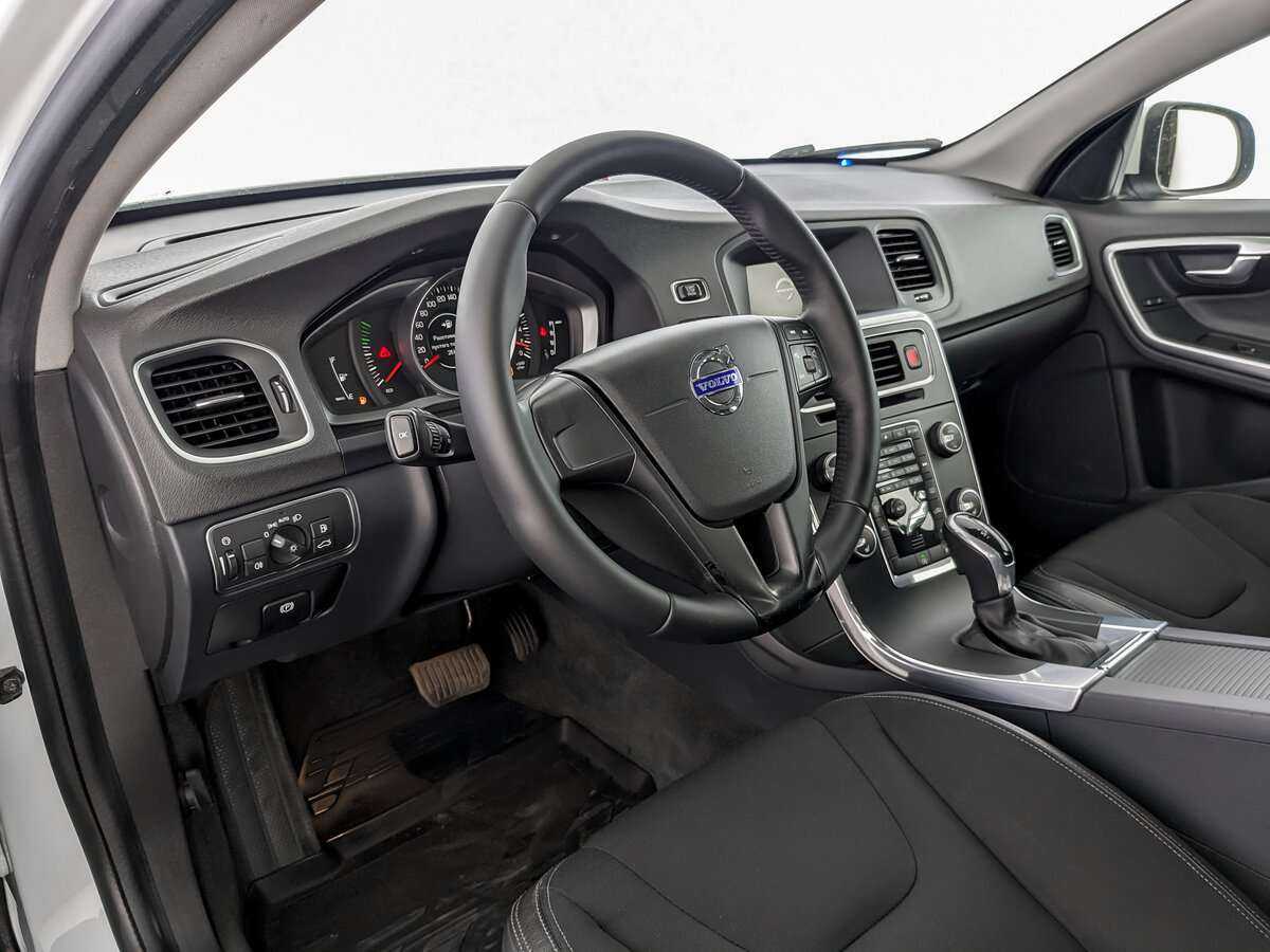 Volvo S60 2015 года с пробегом. Фото: #13