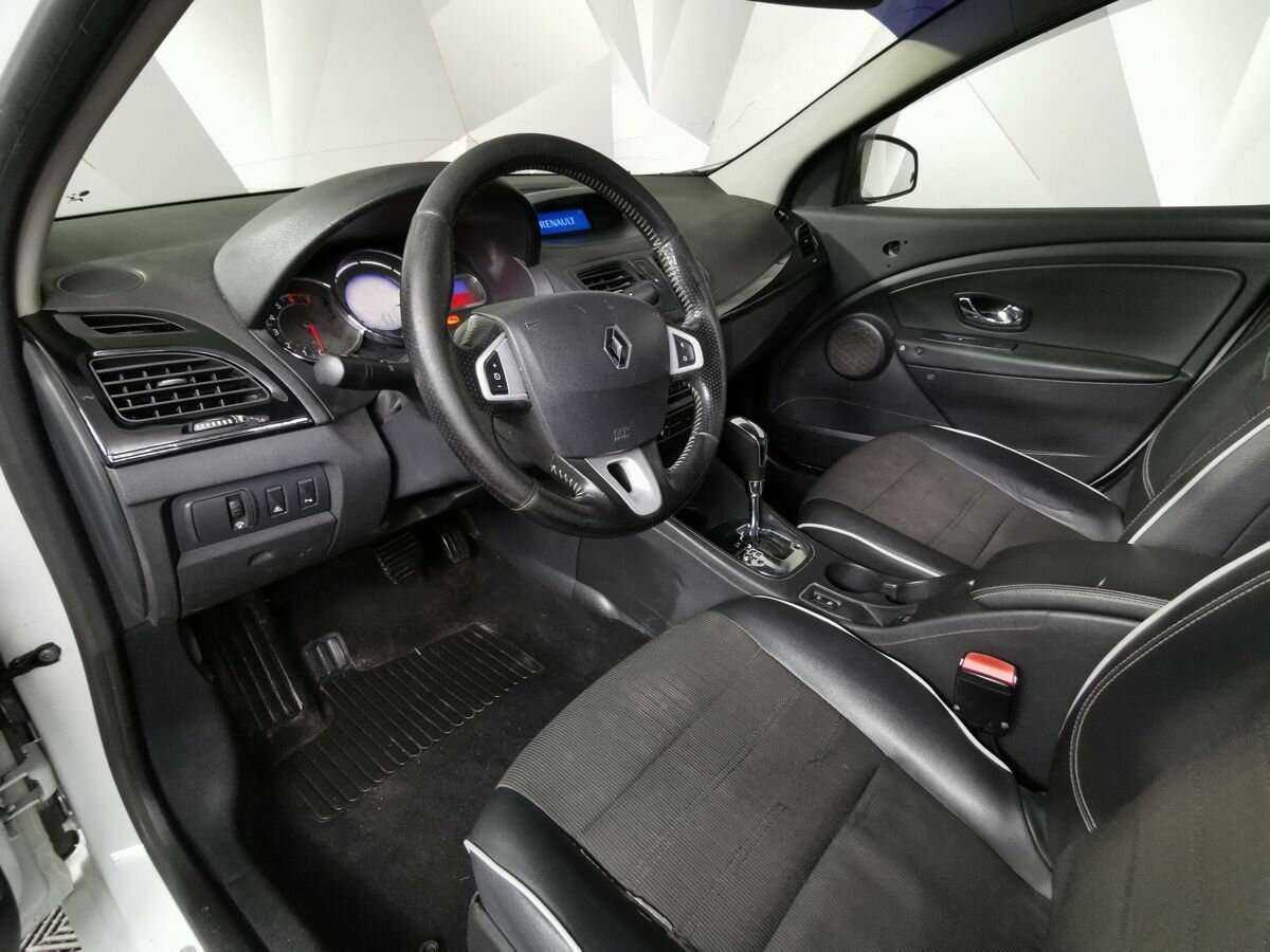 Renault Fluence 2012 года с пробегом. Фото: #13
