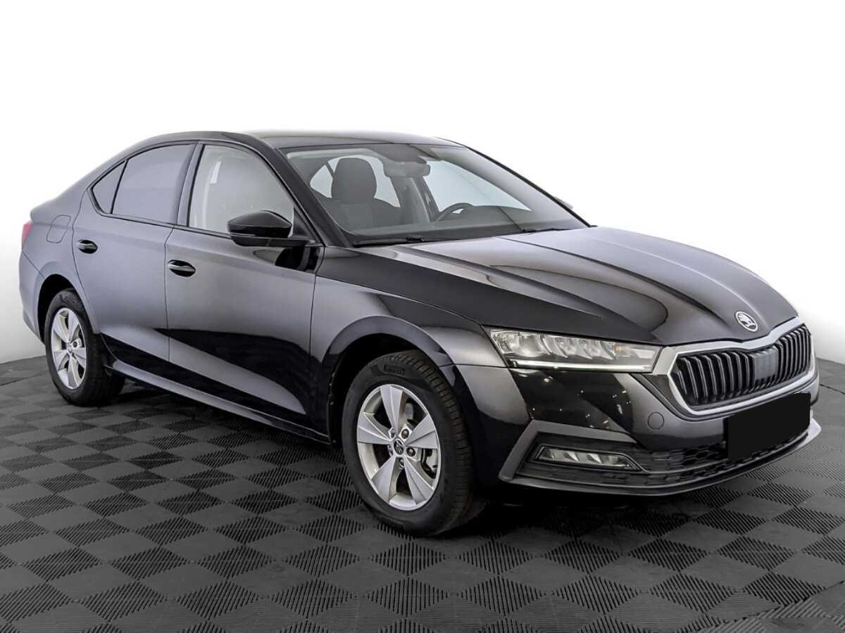 Skoda Octavia 2021 года с пробегом. Фото: #2