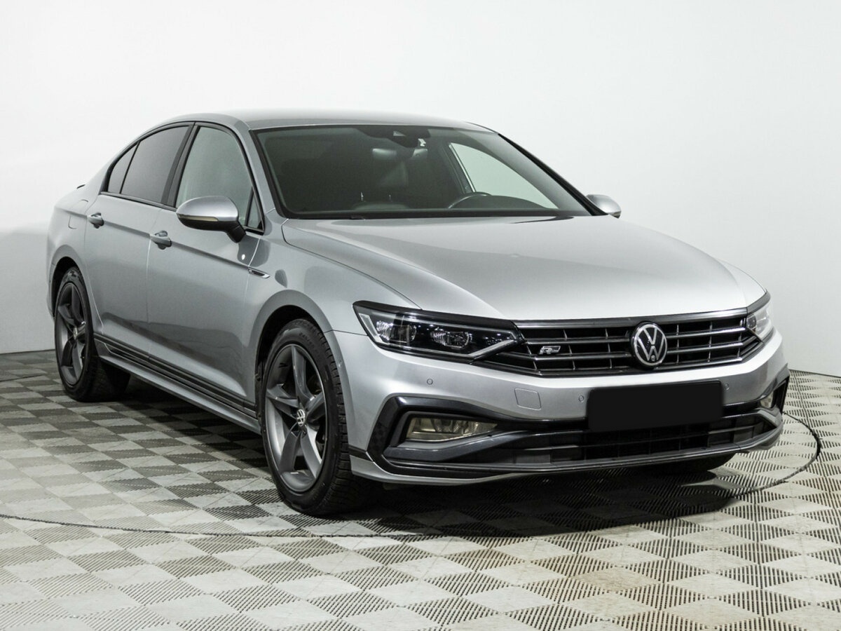 Volkswagen Passat 2021 года с пробегом. Фото: #2