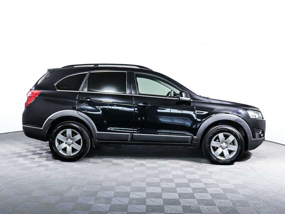 Chevrolet Captiva 2013 года с пробегом. Фото: #2