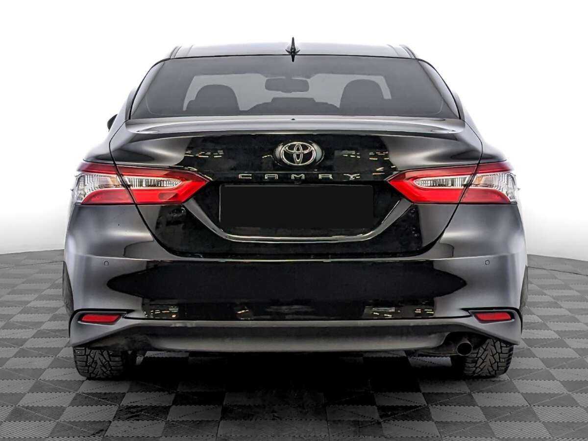 Toyota Camry 2019 года с пробегом. Фото: #5