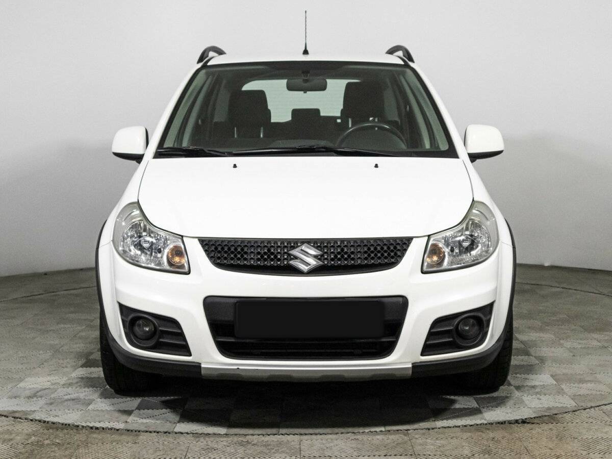 Suzuki SX4 2013 года с пробегом. Посмотреть фото