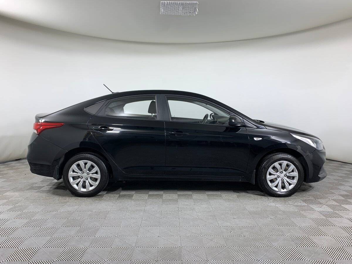 Hyundai Solaris 2017 года с пробегом. Фото: #3