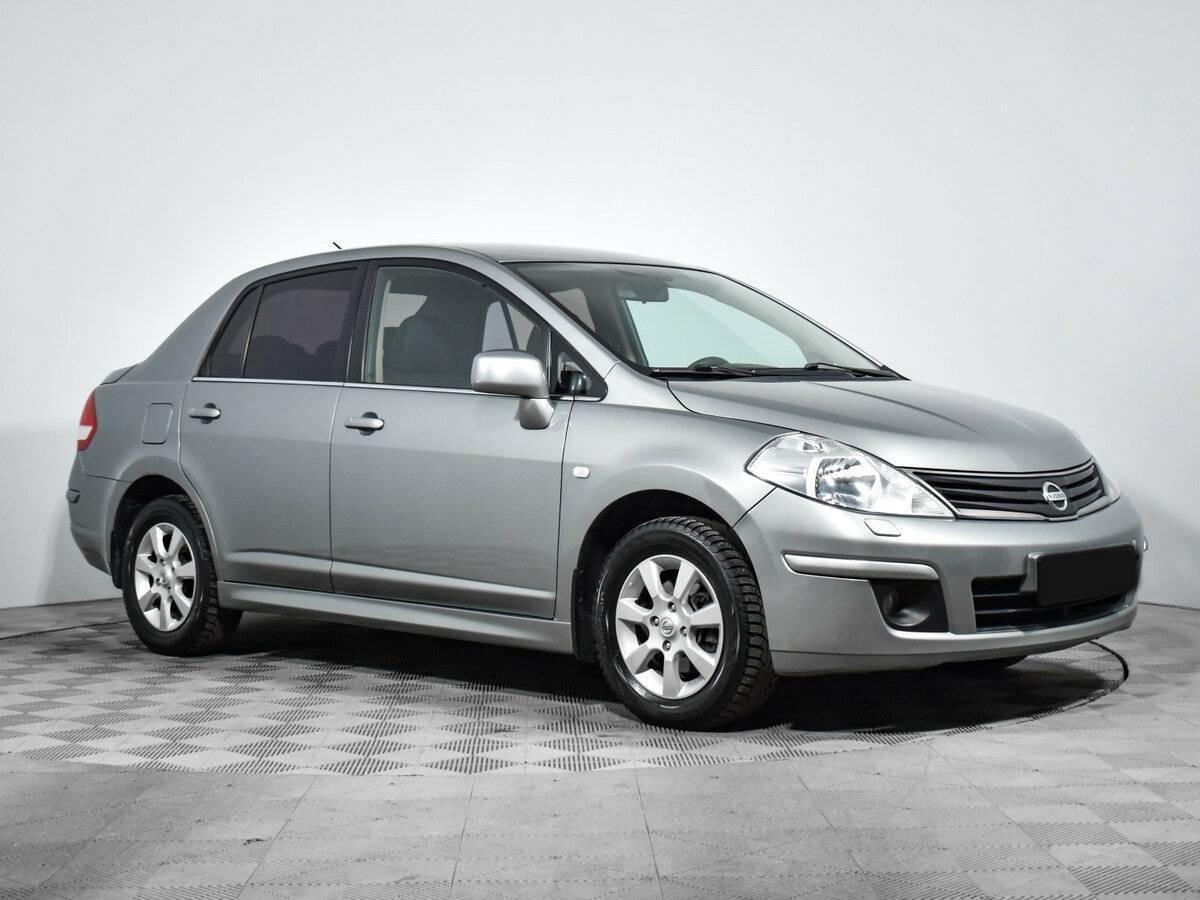 Nissan Tiida 2013 года с пробегом. Фото: #2