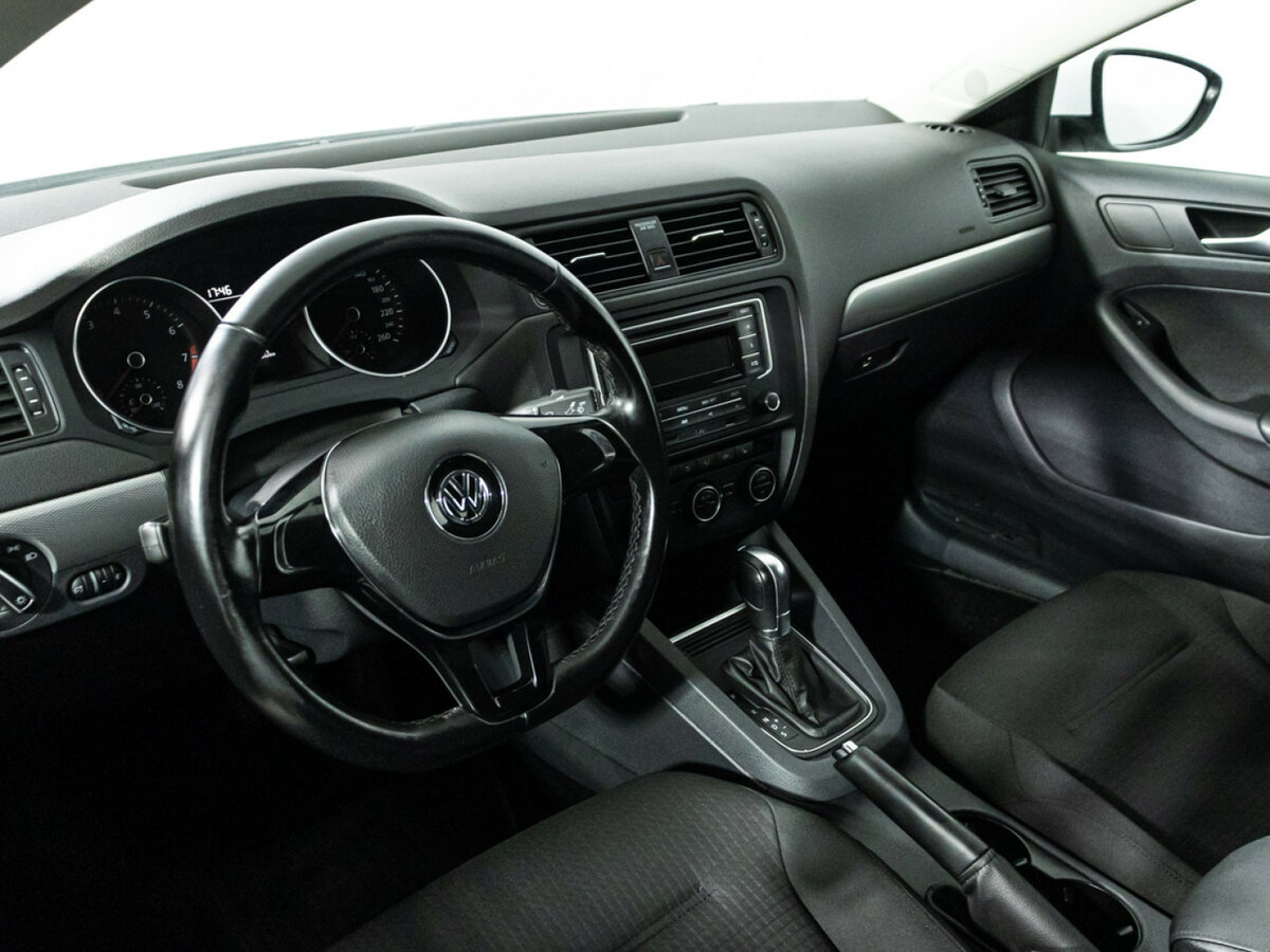 Volkswagen Jetta 2016 года с пробегом. Фото: #10