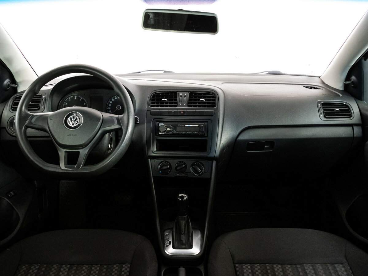 Volkswagen Polo 2016 года с пробегом. Фото: #9