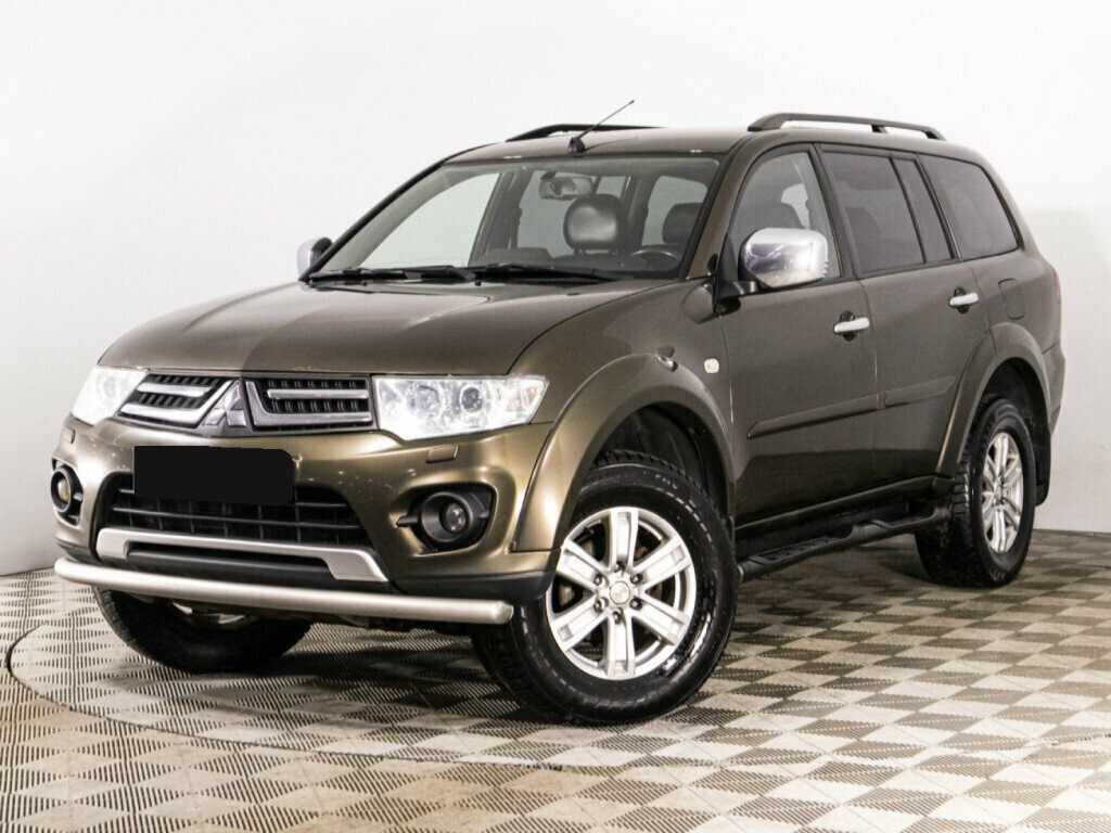 Mitsubishi Pajero Sport 2014 года с пробегом. Фото: #0