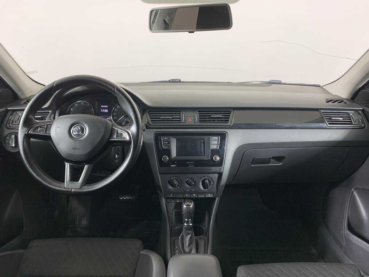 Skoda Rapid 2015 года с пробегом. Фото: #11