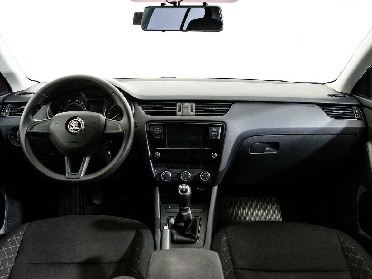 Skoda Octavia 2020 года с пробегом. Фото: #7