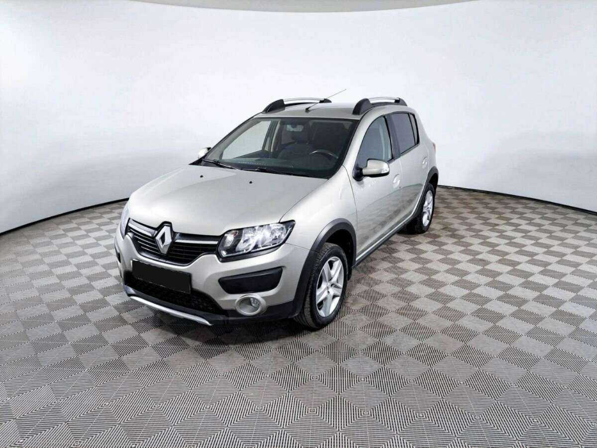 Renault Sandero 2017 года с пробегом. Посмотреть фото