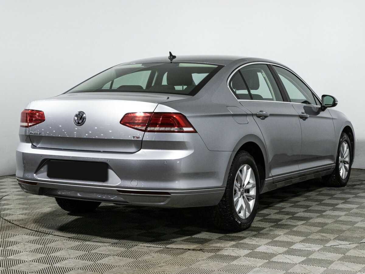 Volkswagen Passat 2017 года с пробегом. Фото: #4