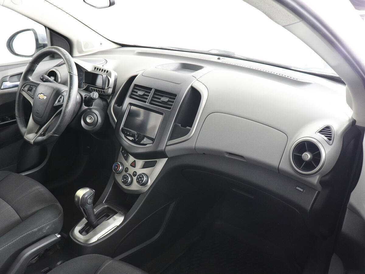 Chevrolet Aveo 2014 года с пробегом. Фото: #5