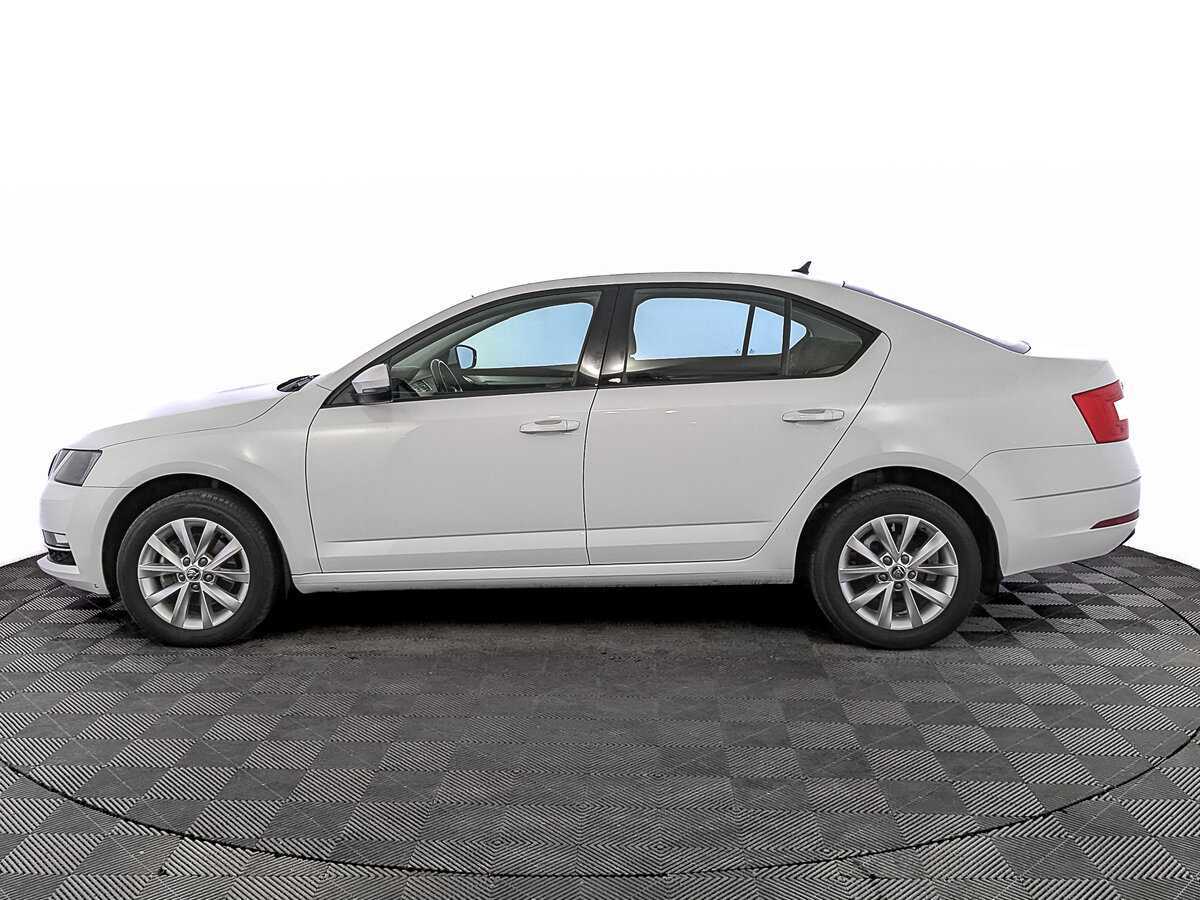 Skoda Octavia 2019 года с пробегом. Фото: #7