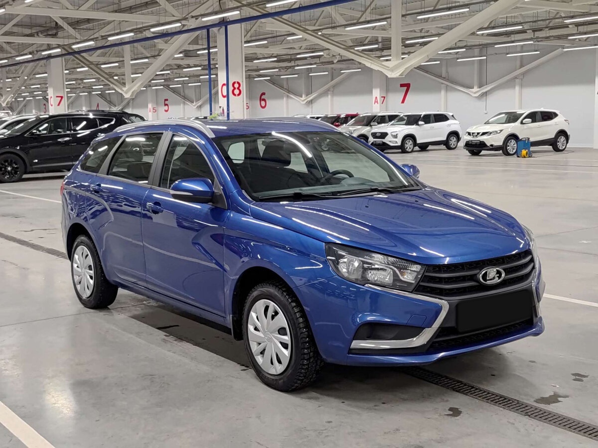 Lada (ВАЗ) Vesta 2022 года с пробегом. Фото: #2