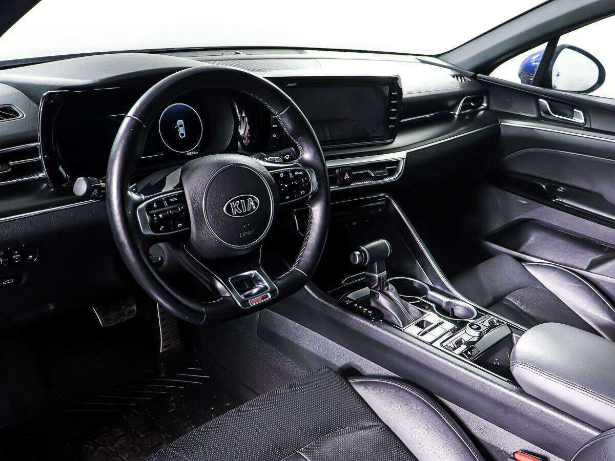 Kia K5 2020 года с пробегом. Фото: #12