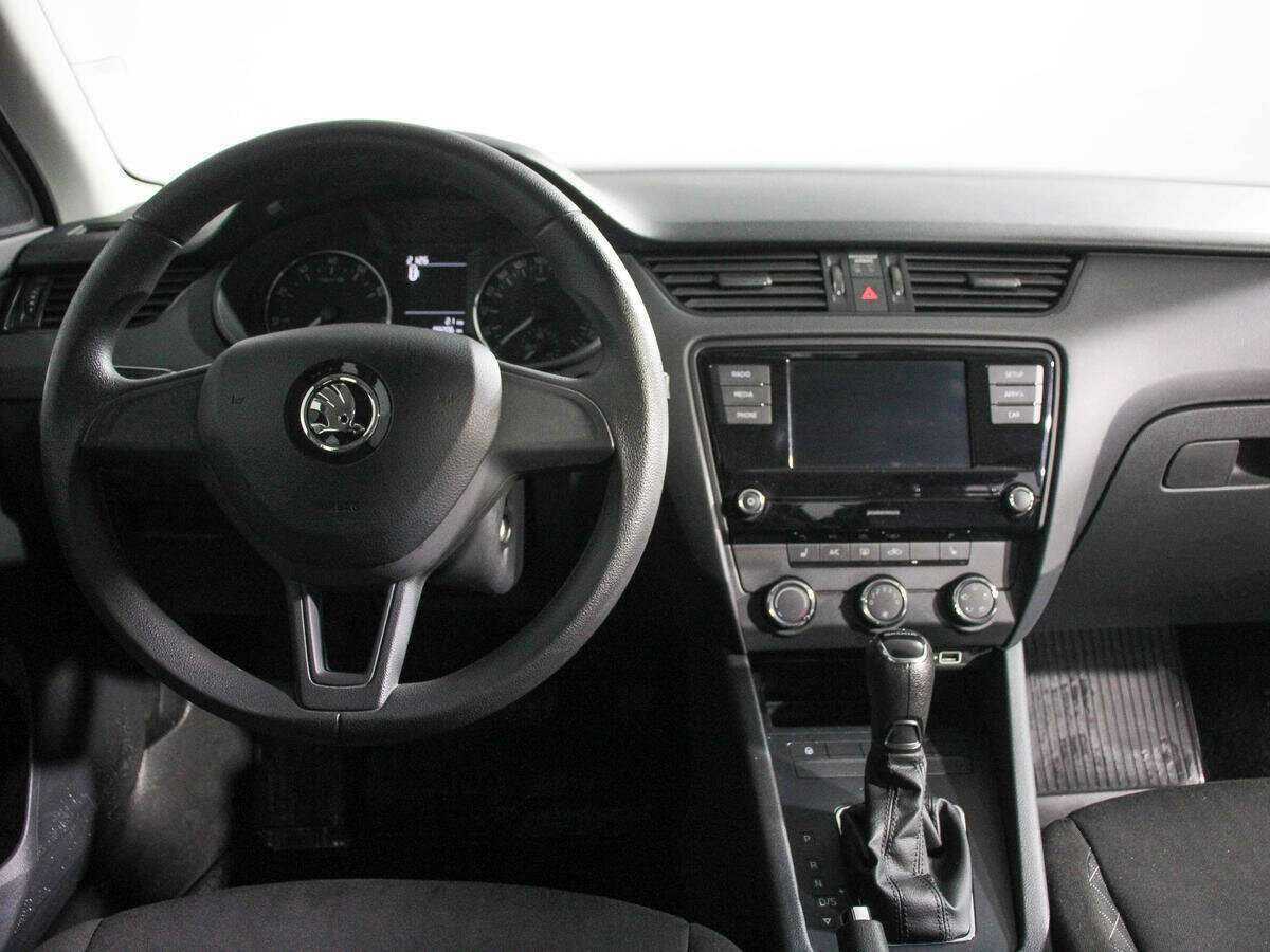 Skoda Octavia 2018 года с пробегом. Фото: #10