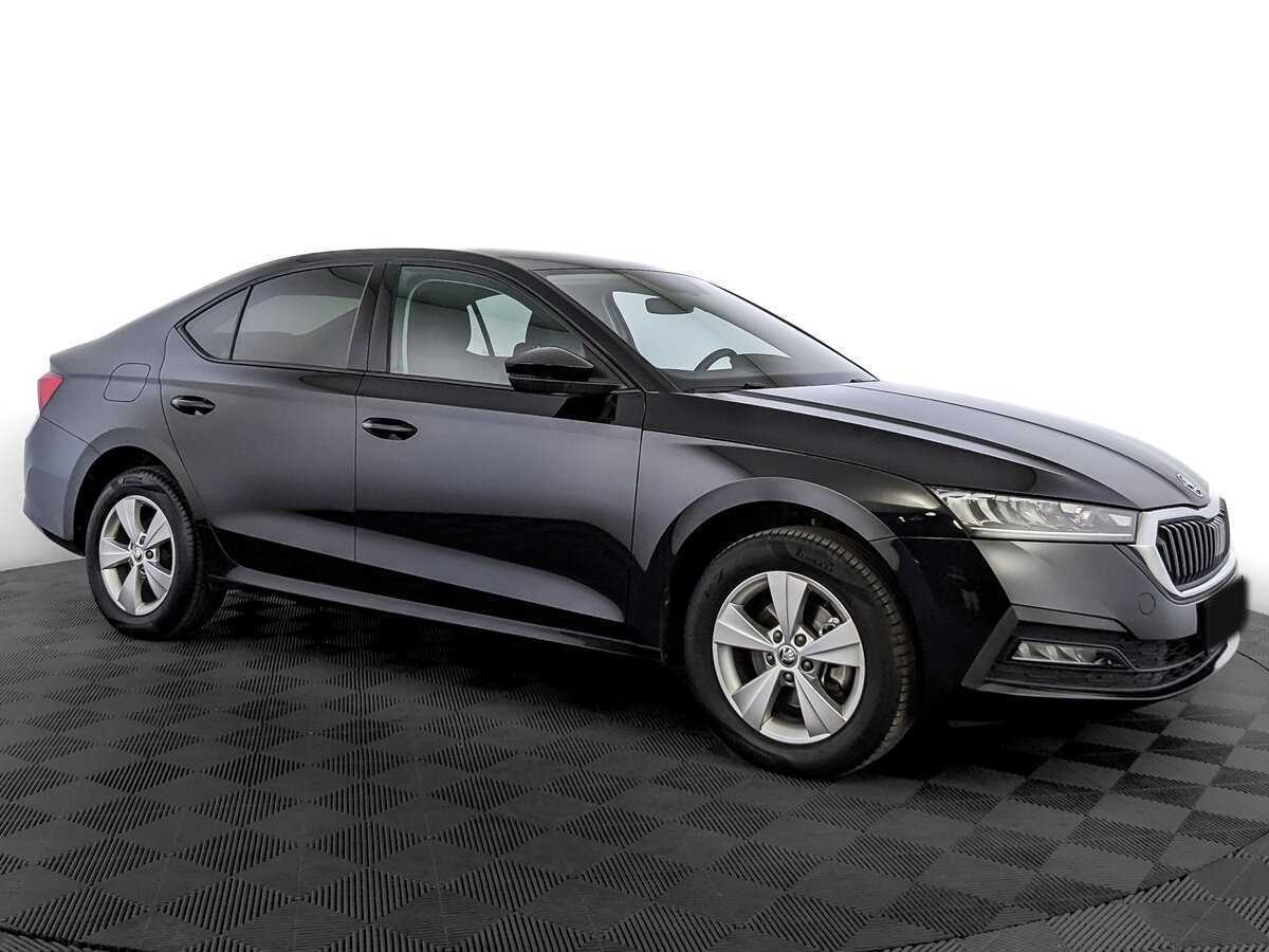 Skoda Octavia 2021 года с пробегом. Фото: #2