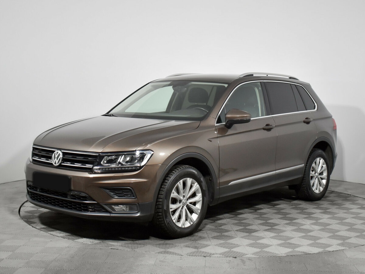 Volkswagen Tiguan 2018 года с пробегом. Посмотреть фото