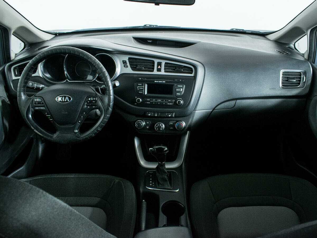 Kia Ceed 2013 года с пробегом. Фото: #10