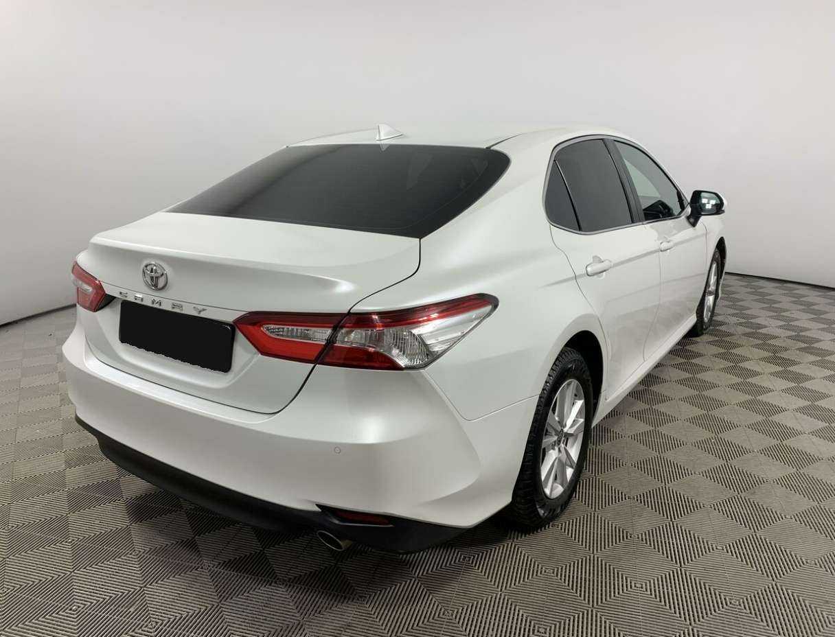 Toyota Camry 2020 года с пробегом. Фото: #4