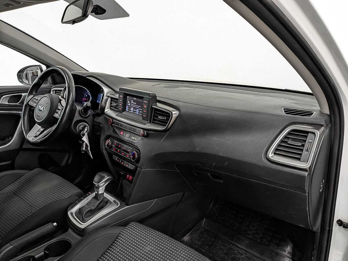 Kia Ceed 2018 года с пробегом. Фото: #10