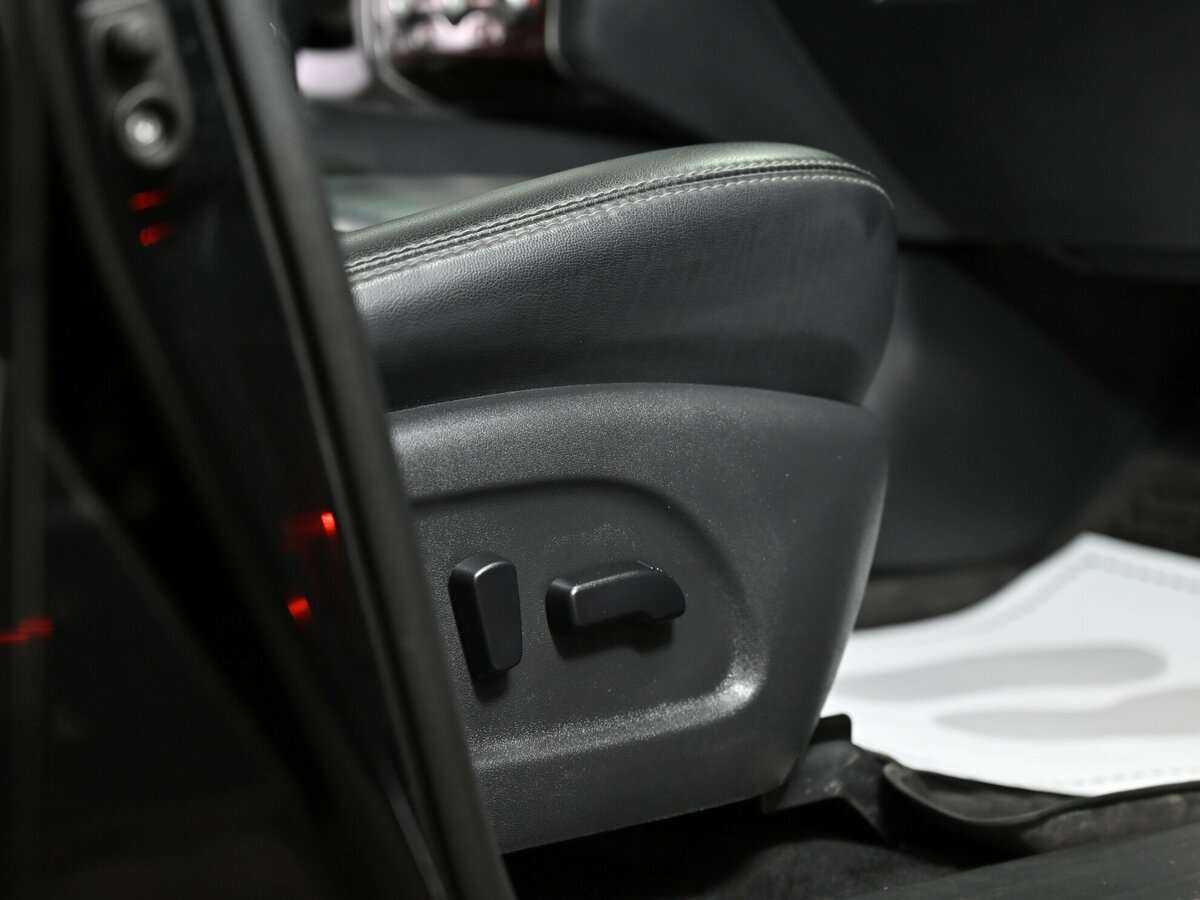 Nissan Pathfinder 2015 года с пробегом. Фото: #16