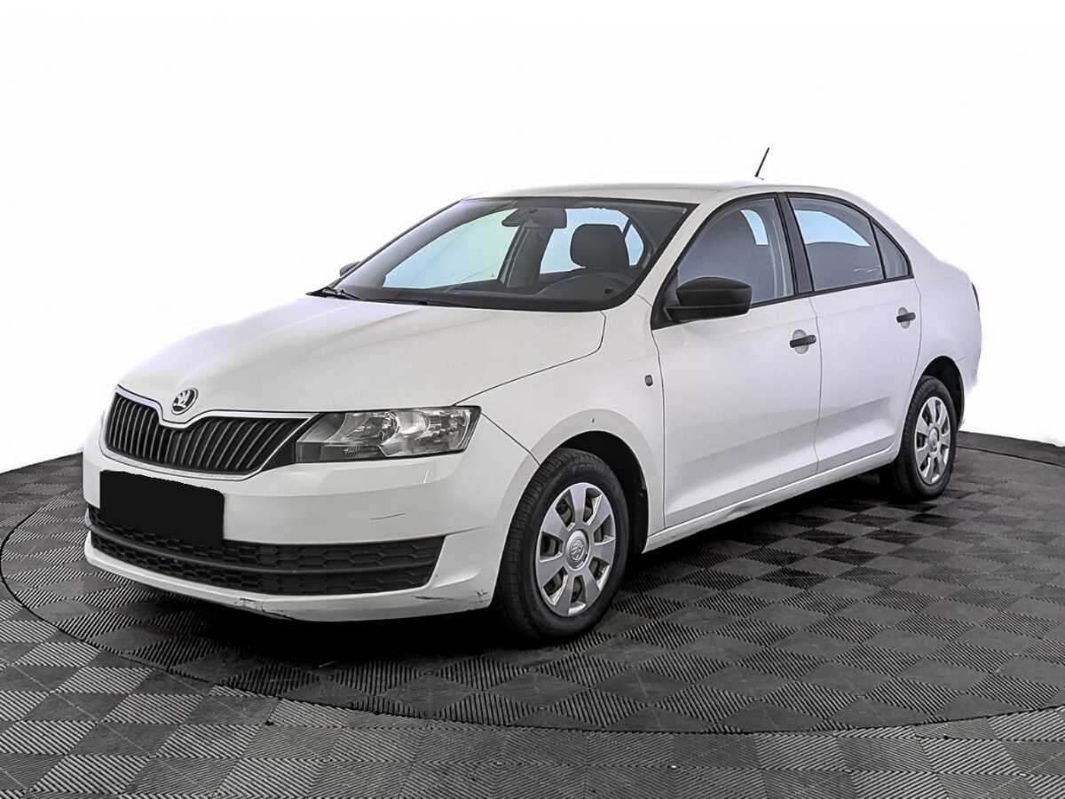 Skoda Rapid 2017 года с пробегом. Посмотреть фото