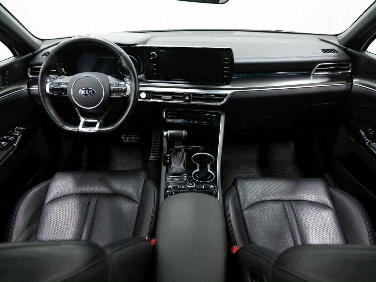 Kia K5 2021 года с пробегом. Фото: #13