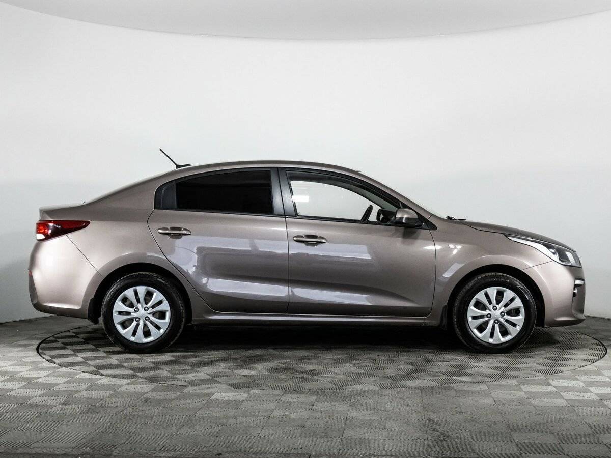 Kia Rio 2018 года с пробегом. Фото: #3