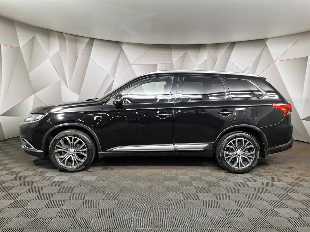 Mitsubishi Outlander 2016 года с пробегом. Фото: #4