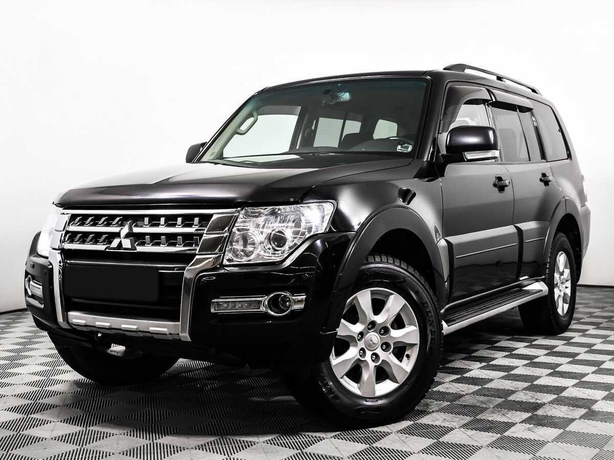 Mitsubishi Pajero 2015 года с пробегом. Фото: #0