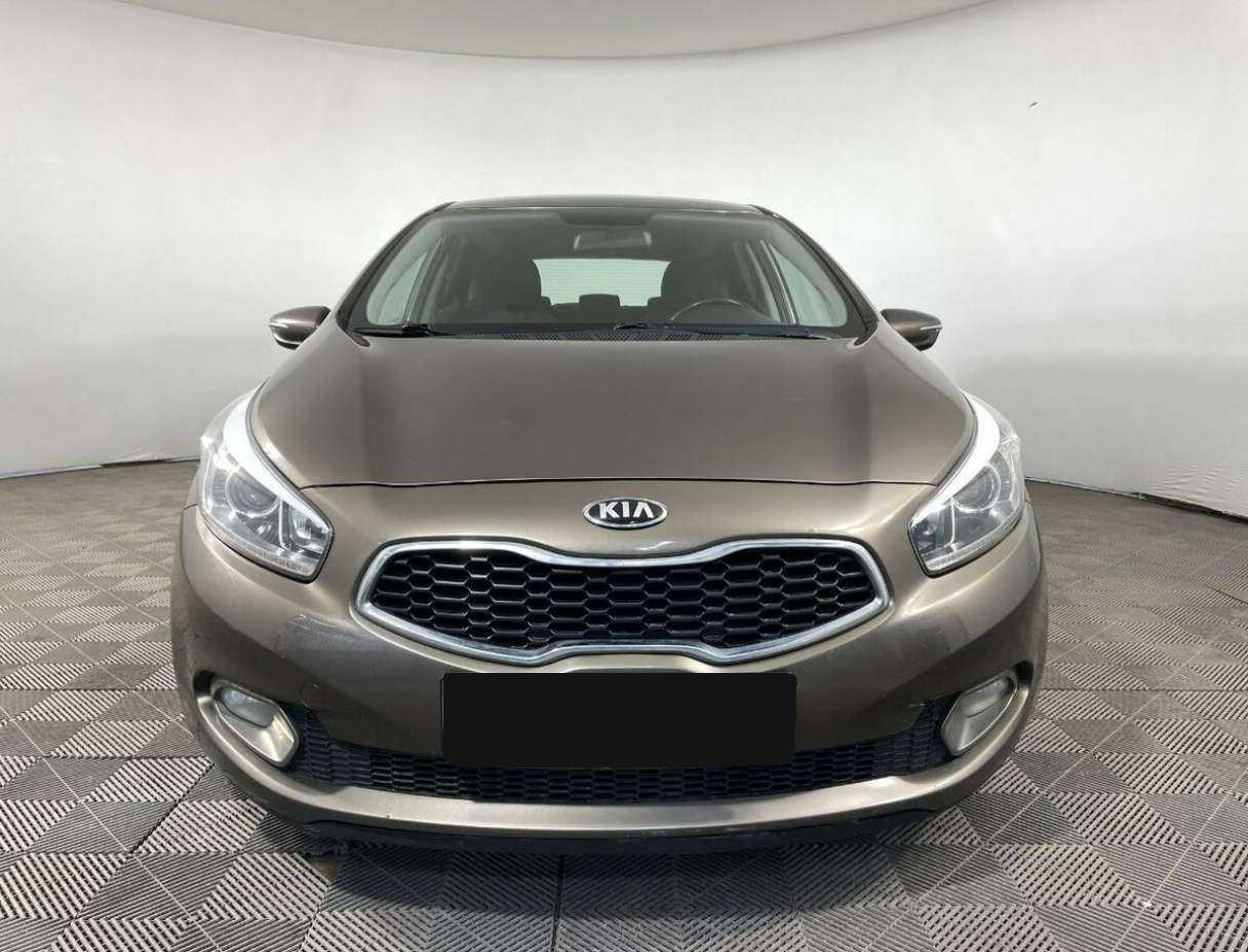 Kia Ceed 2013 года с пробегом. Фото: #1