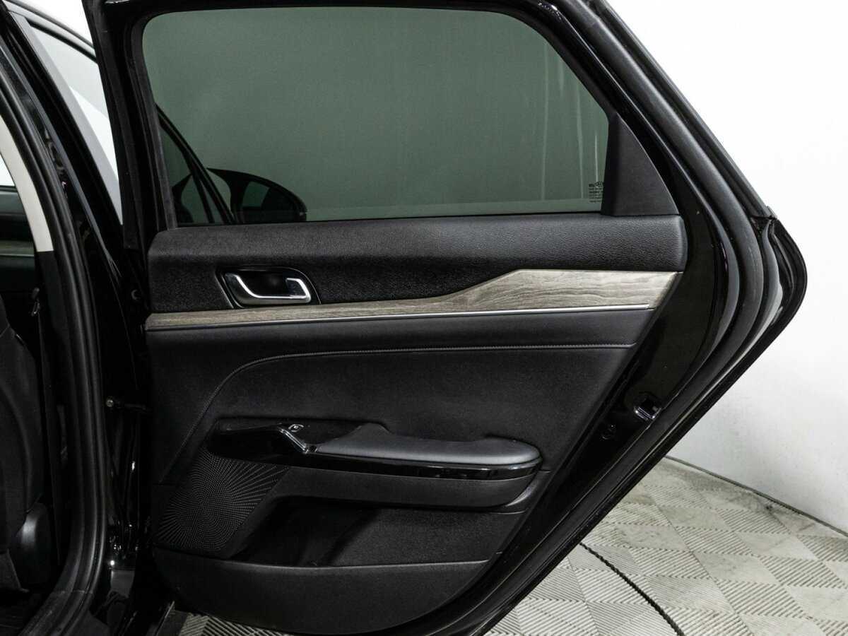 Kia K5 2021 года с пробегом. Фото: #28