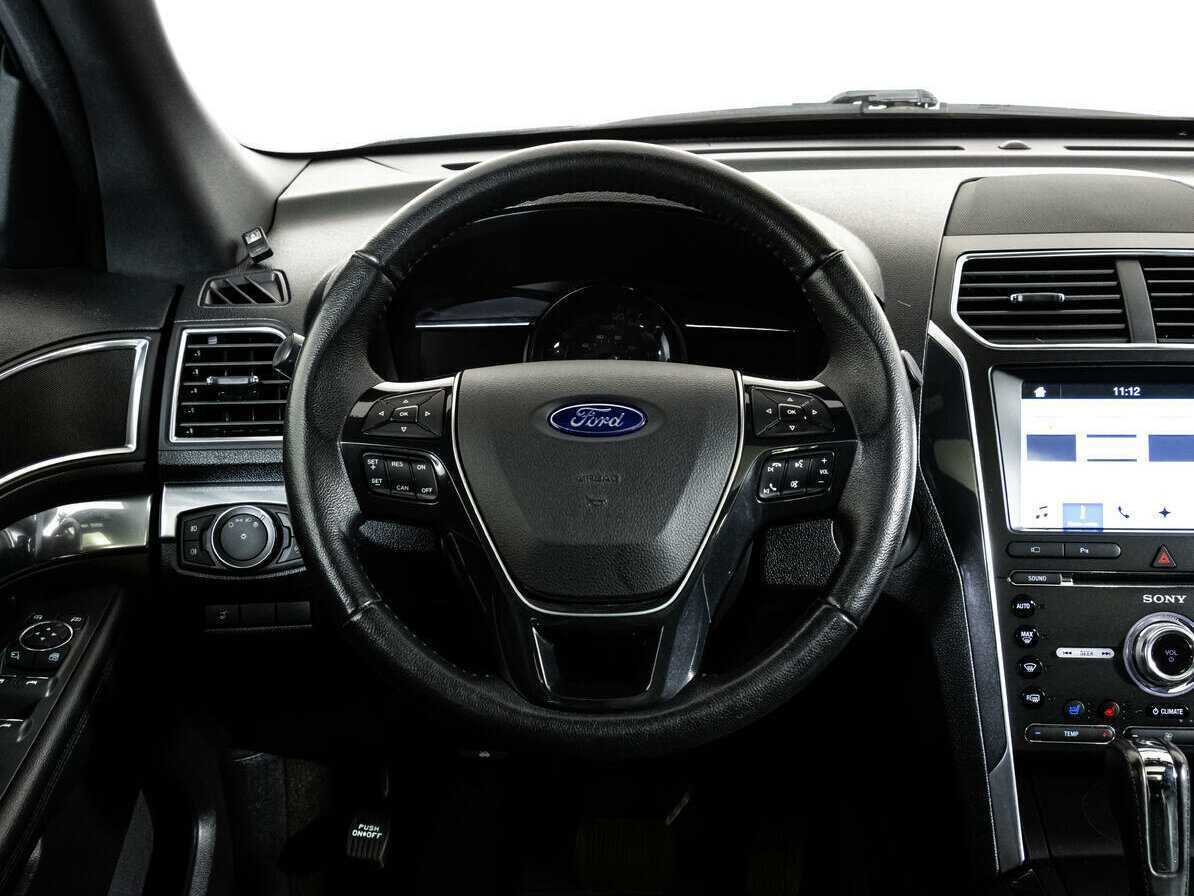 Ford Explorer 2017 года с пробегом. Фото: #9
