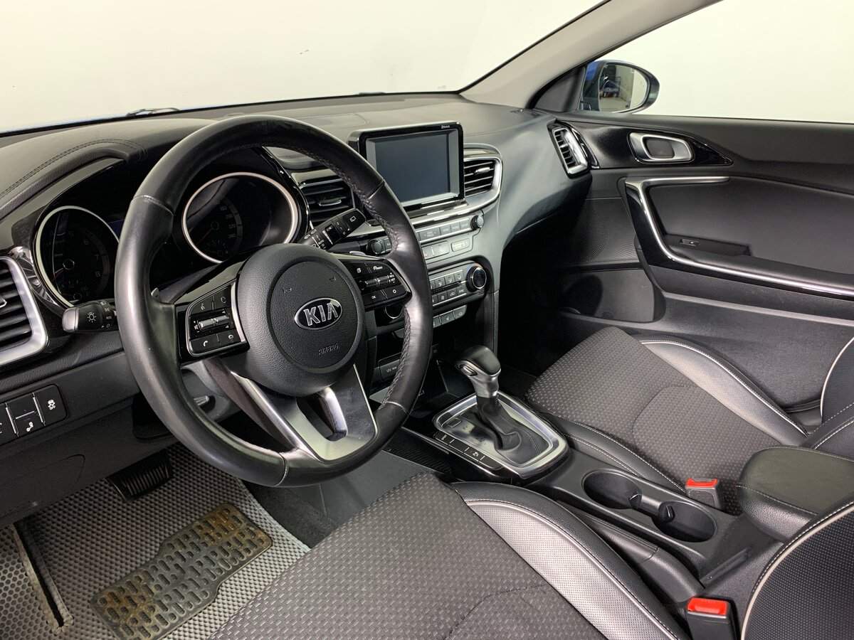 Kia Ceed 2019 года с пробегом. Фото: #10