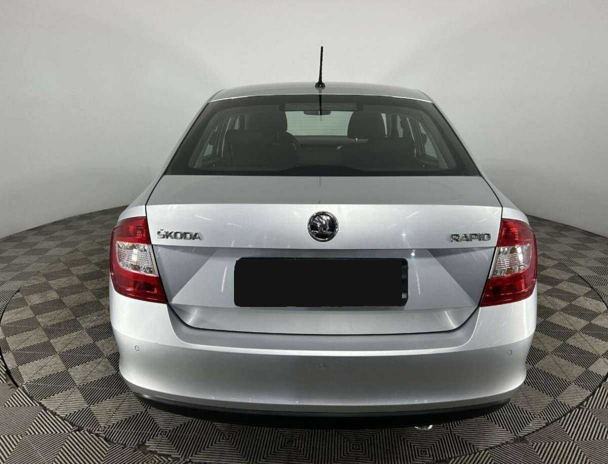 Skoda Rapid 2016 года с пробегом. Фото: #2